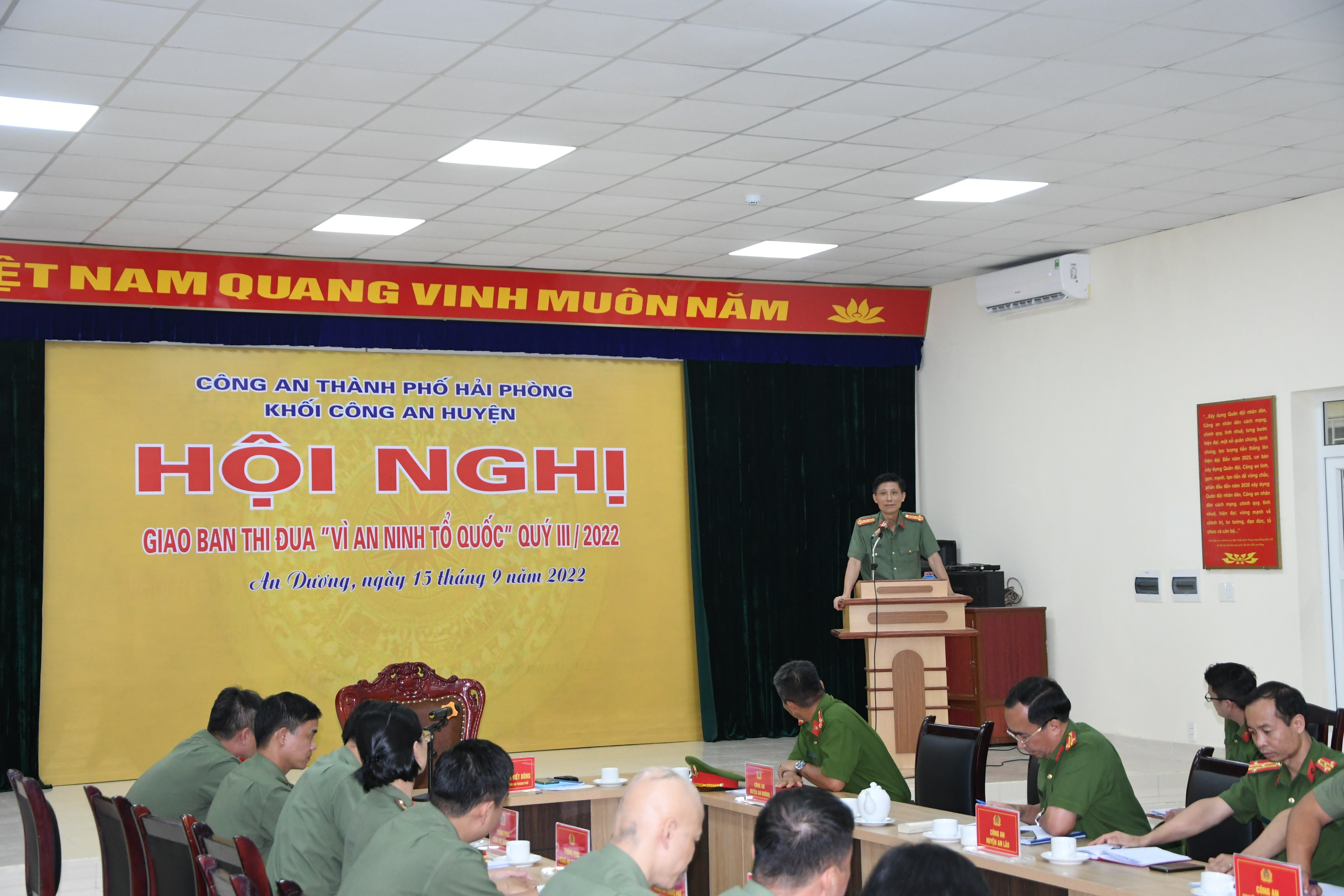 Khối Công an huyện: Giao ban thi đua “Vì an ninh Tổ quốc” quý 3 năm 2022